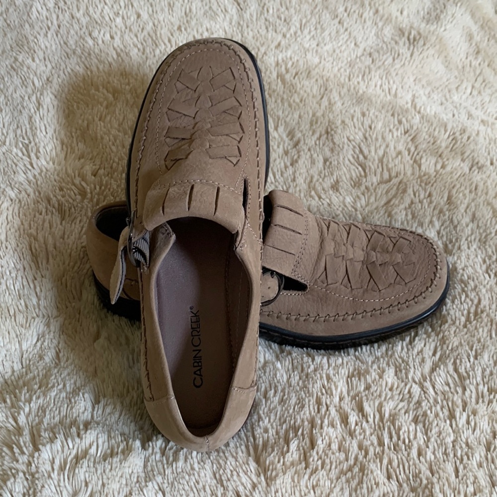 Cabin Creek leather upper size 8M
